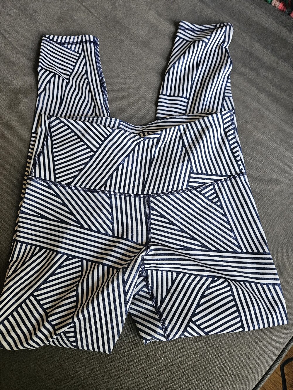 Old Navy Active Navy and White Striped Leggings